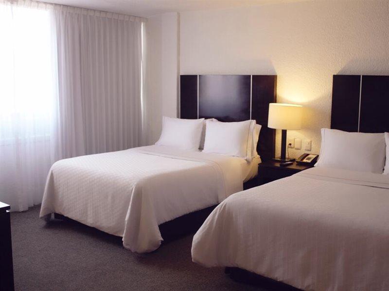 Real Inn Guadalajara Expo Екстер'єр фото