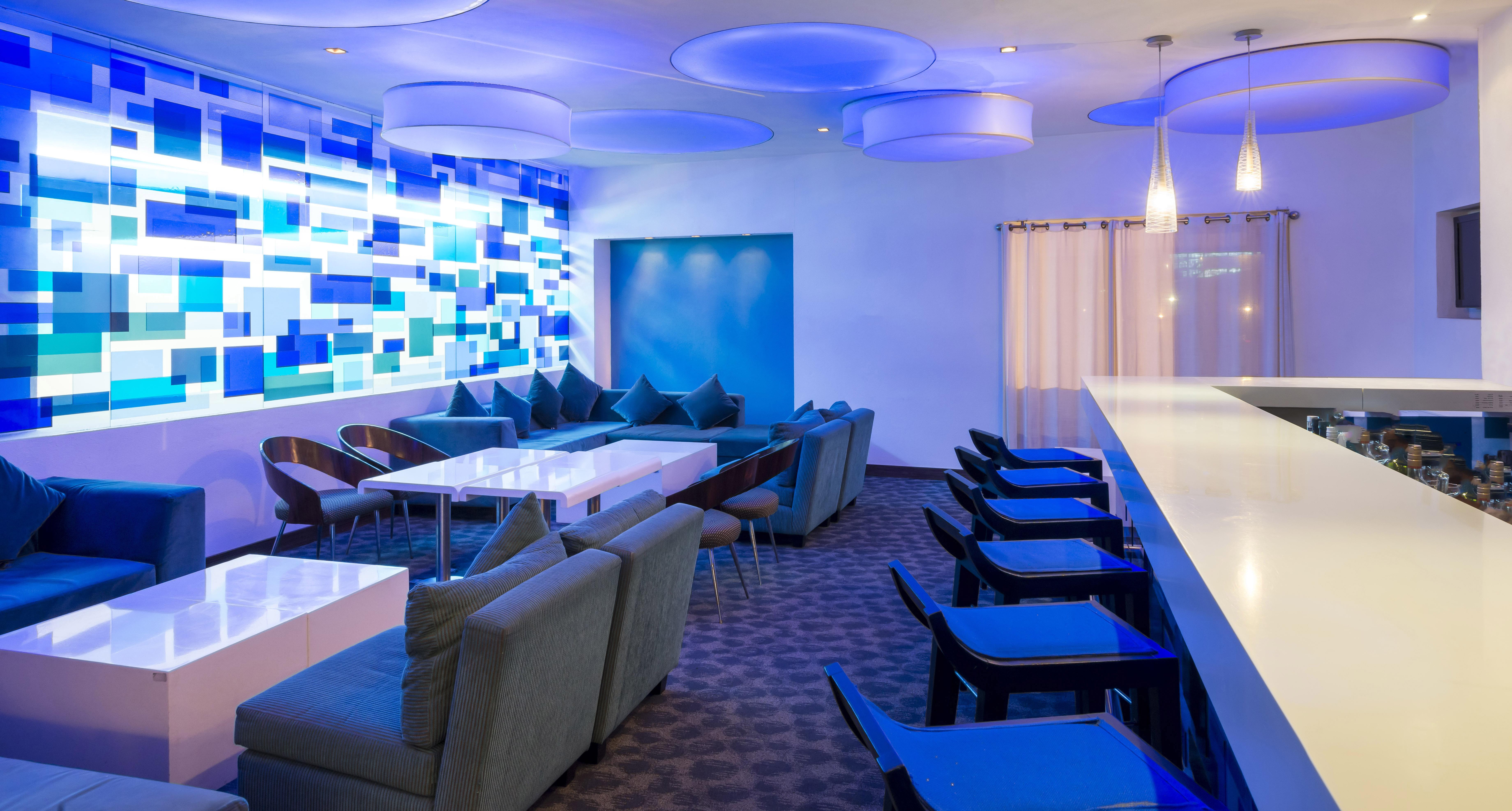 Real Inn Guadalajara Expo Екстер'єр фото