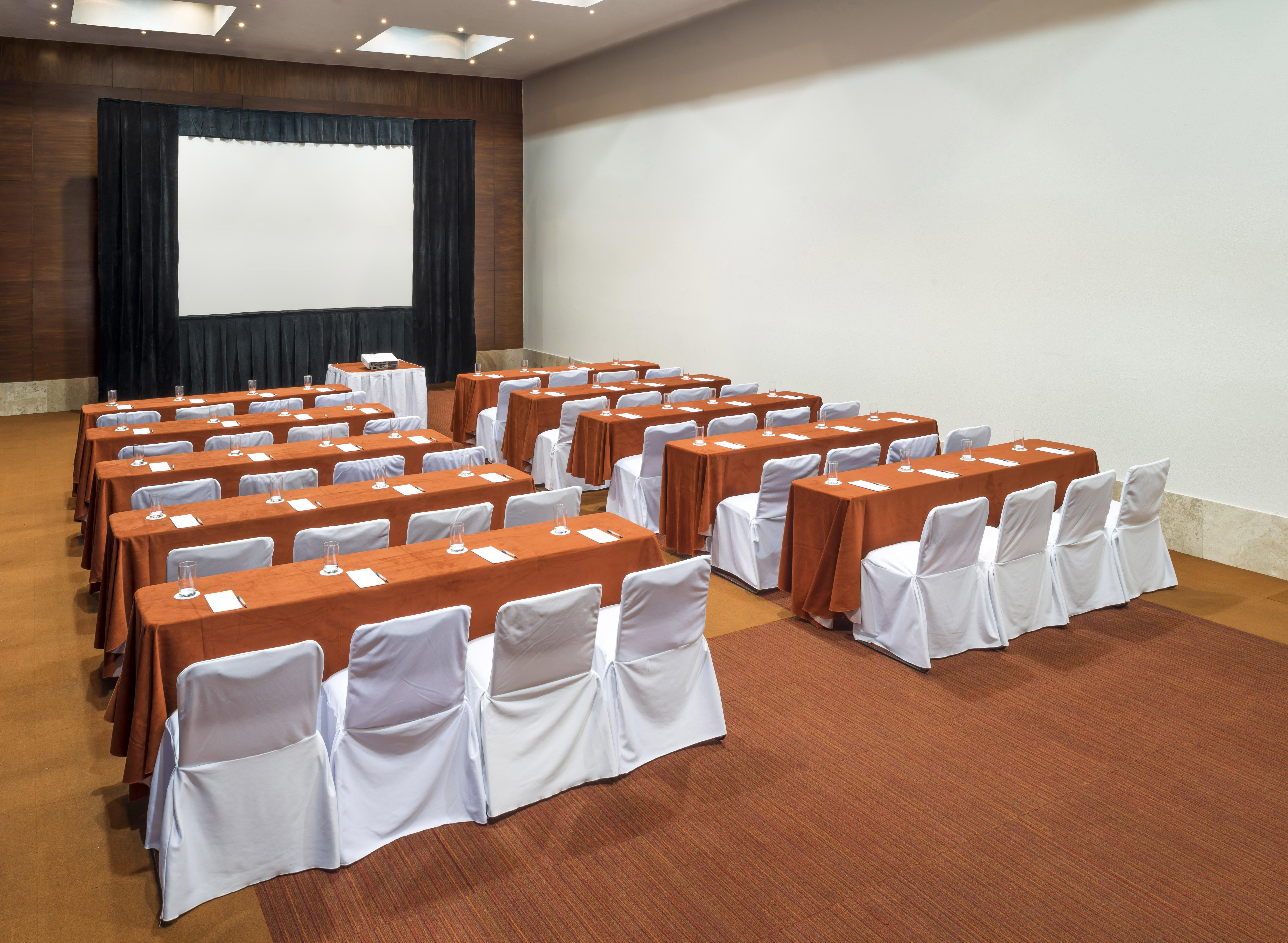 Real Inn Guadalajara Expo Екстер'єр фото