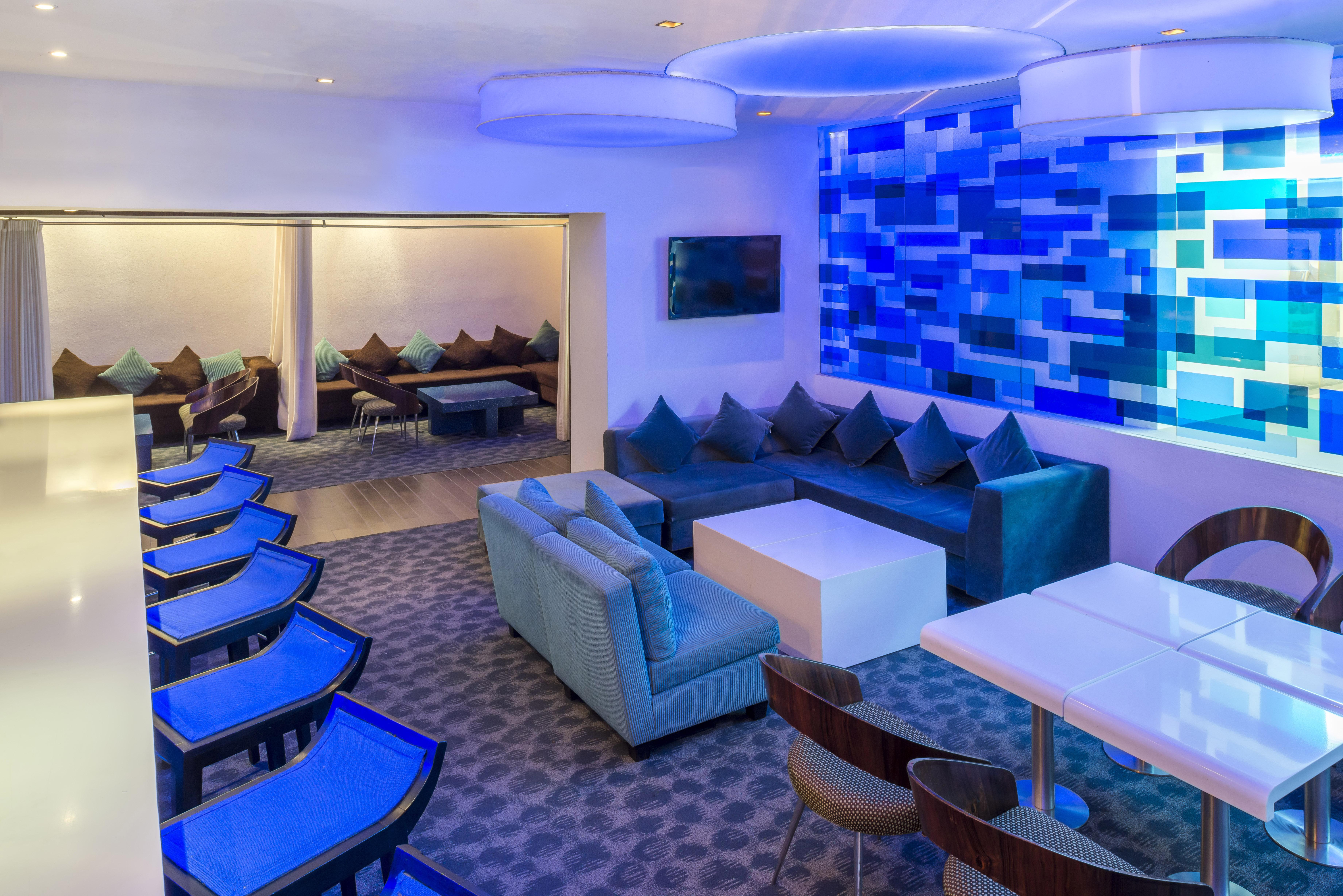 Real Inn Guadalajara Expo Екстер'єр фото